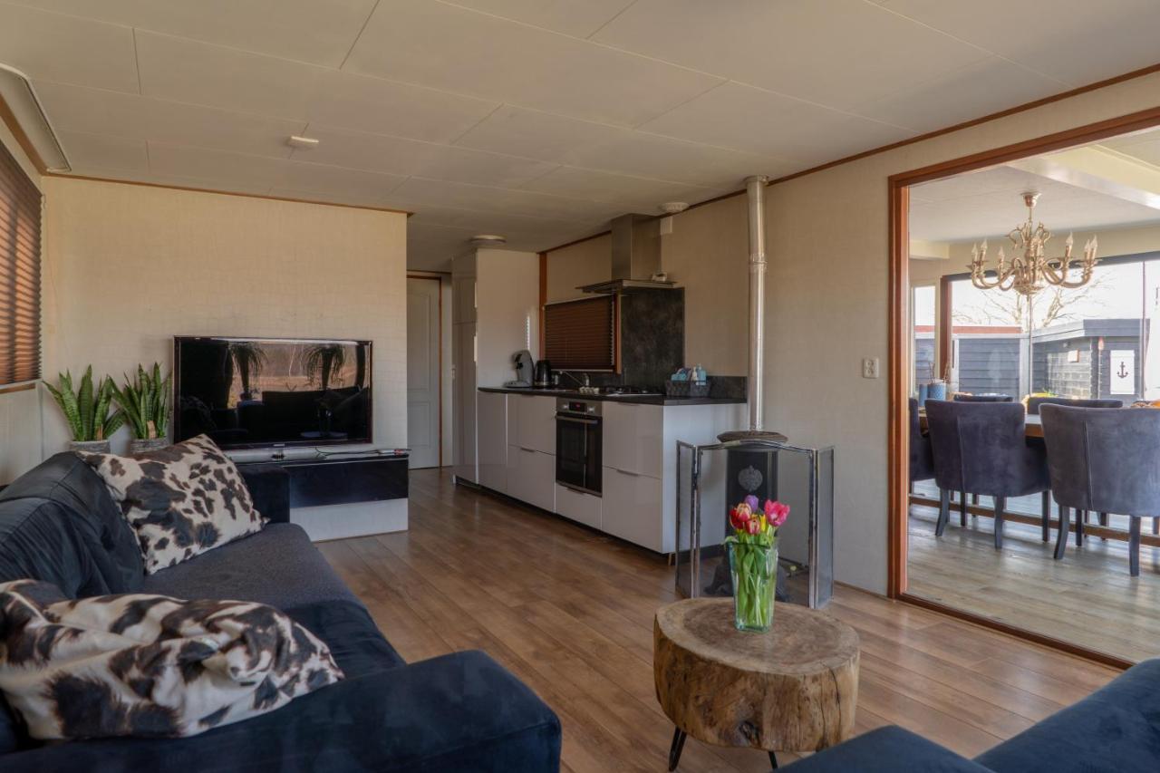Drents Genieten - Riegheide Met Prive Jacuzzi Vila Erm Exterior foto