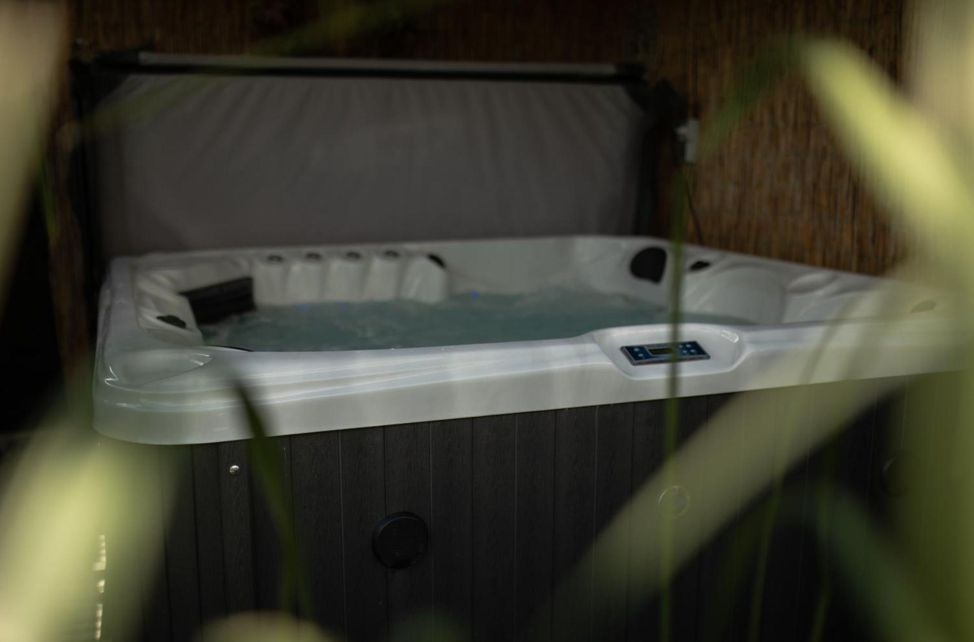 Drents Genieten - Riegheide Met Prive Jacuzzi Vila Erm Exterior foto
