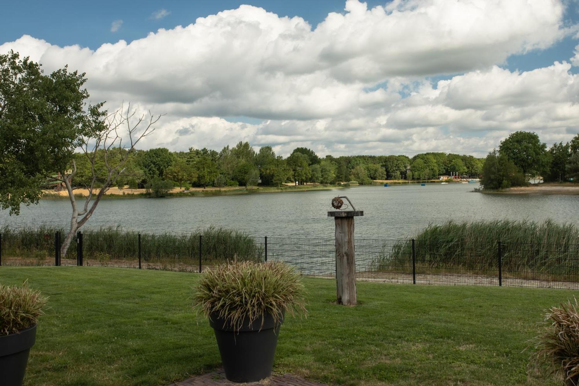 Drents Genieten - Riegheide Met Prive Jacuzzi Vila Erm Exterior foto